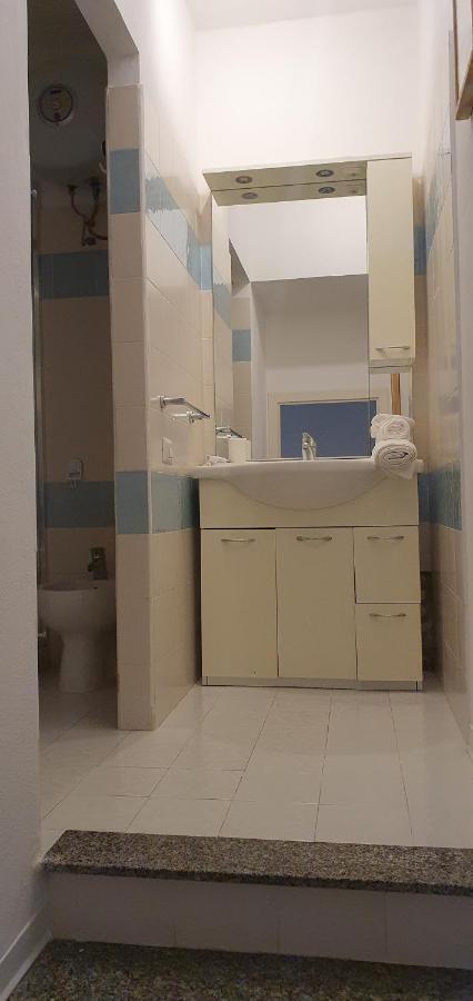 Sardinia Suites & Apartments -Casa-Loft A Pochi Passi Dal Centro- ซานตา เตเรซา กัลลูรา ภายนอก รูปภาพ
